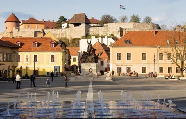 Fortuna Apartman Mini Eger Exteriér fotografie